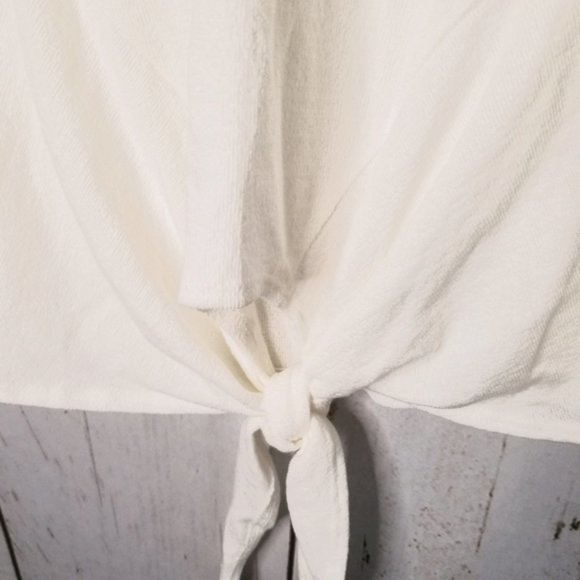 Francesca's | NWT Eliza Front Tie Basic Top - Picture 7 of 15